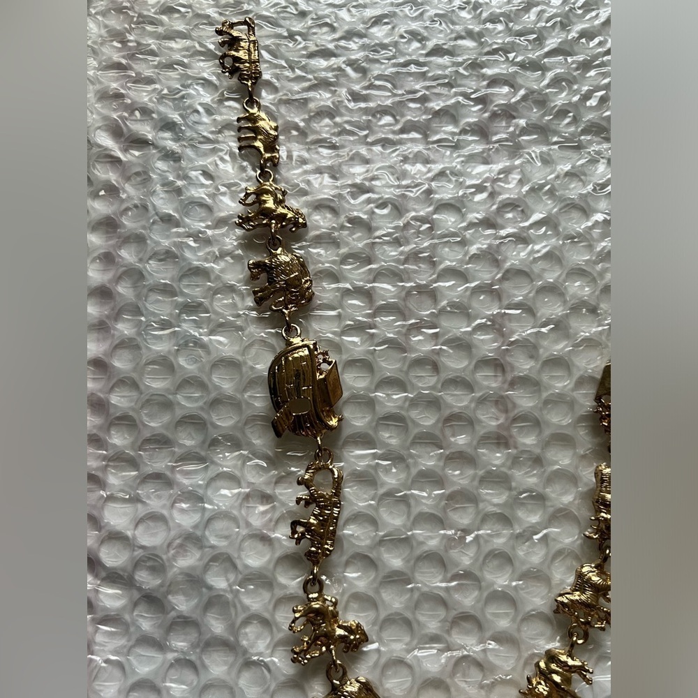 Vintage Plated Noah's Ark Charm Necklace 90s vtg animals ark Christian cross - Picture 2 of 16